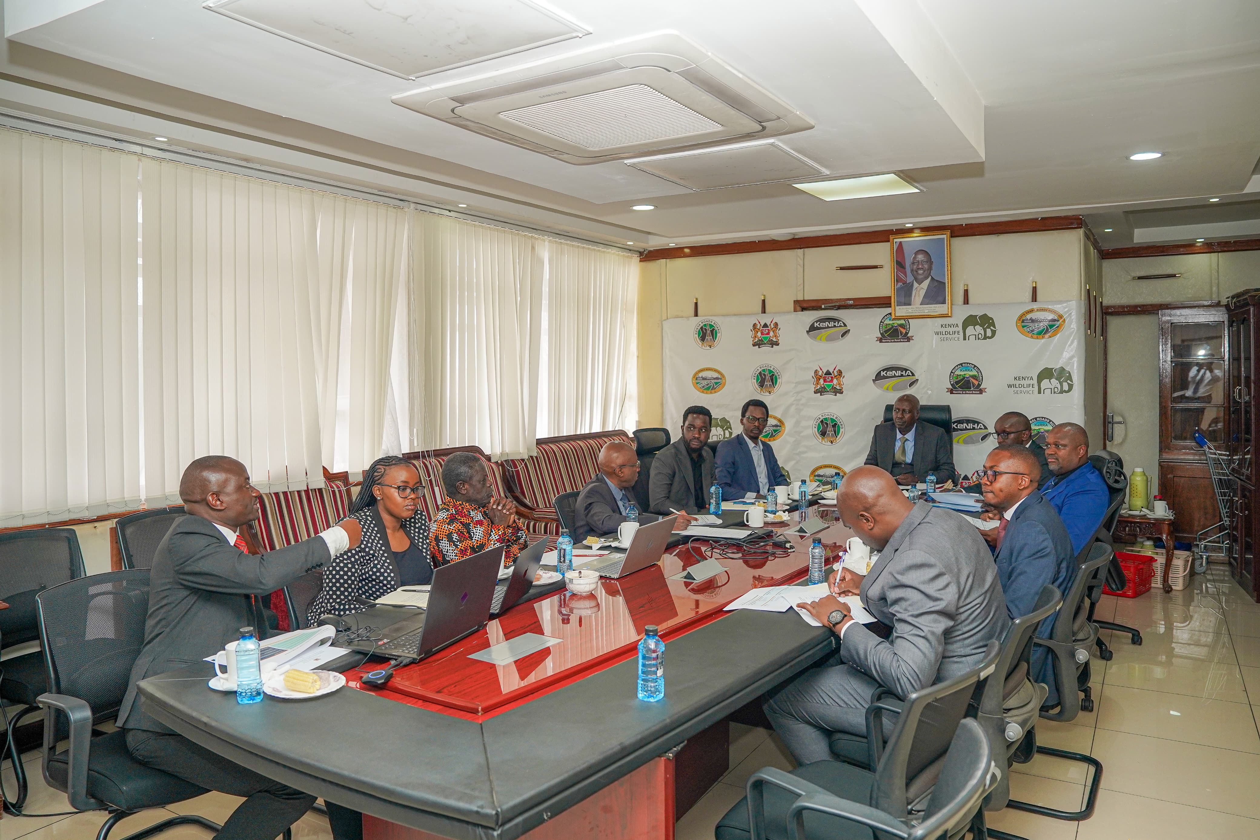 Government Strengthens Road Financing Framework Amid Shift to Electric Mobility